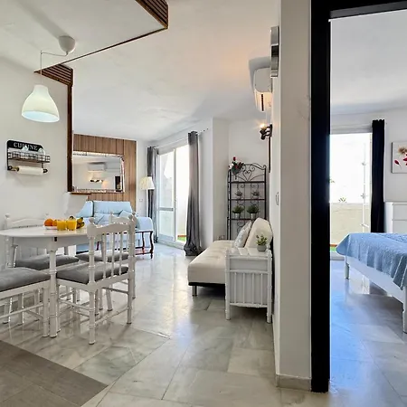 Apartment Atico En El Puerto Deportivo De *